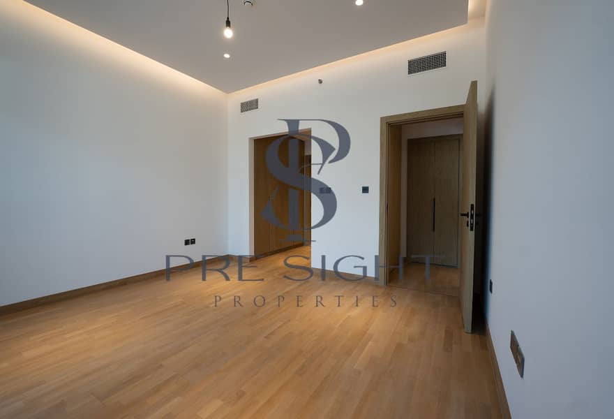 10 Bedroom. jpg