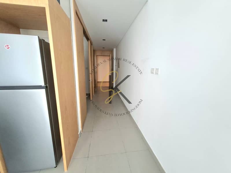 9 54a1cd7a-4de4-4ab0-a349-16c0fdc9cec3. jpg