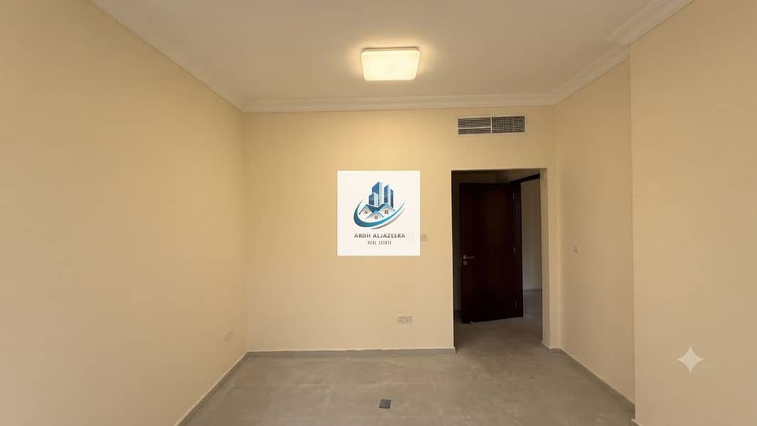 10 IMG_7807. png