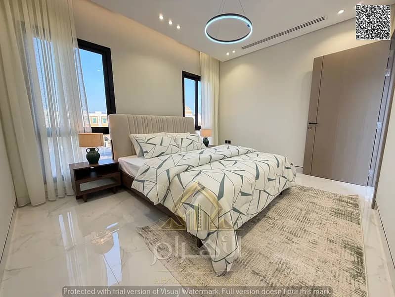 15 855003451-1066x800. webp