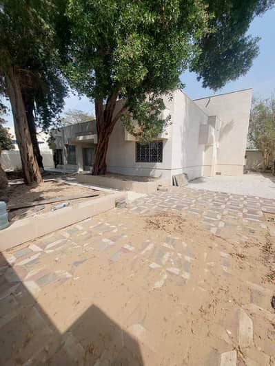 Villa de 8 chambres à à louer à Al Shahba, Sharjah - 0dfac6f0-e4a7-45f9-ae7e-caeaedfbd7ac. jpg