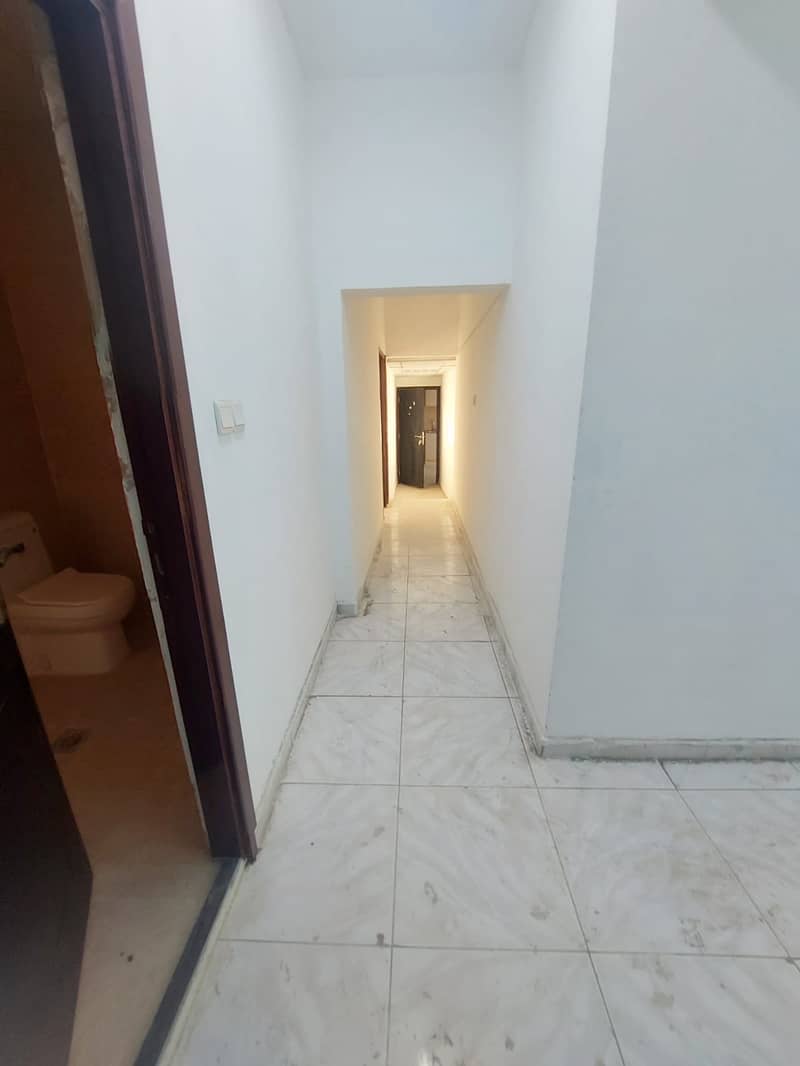 4 72b8fea0-a9b5-4abb-ad3f-ddc932c6c9c5. jpg
