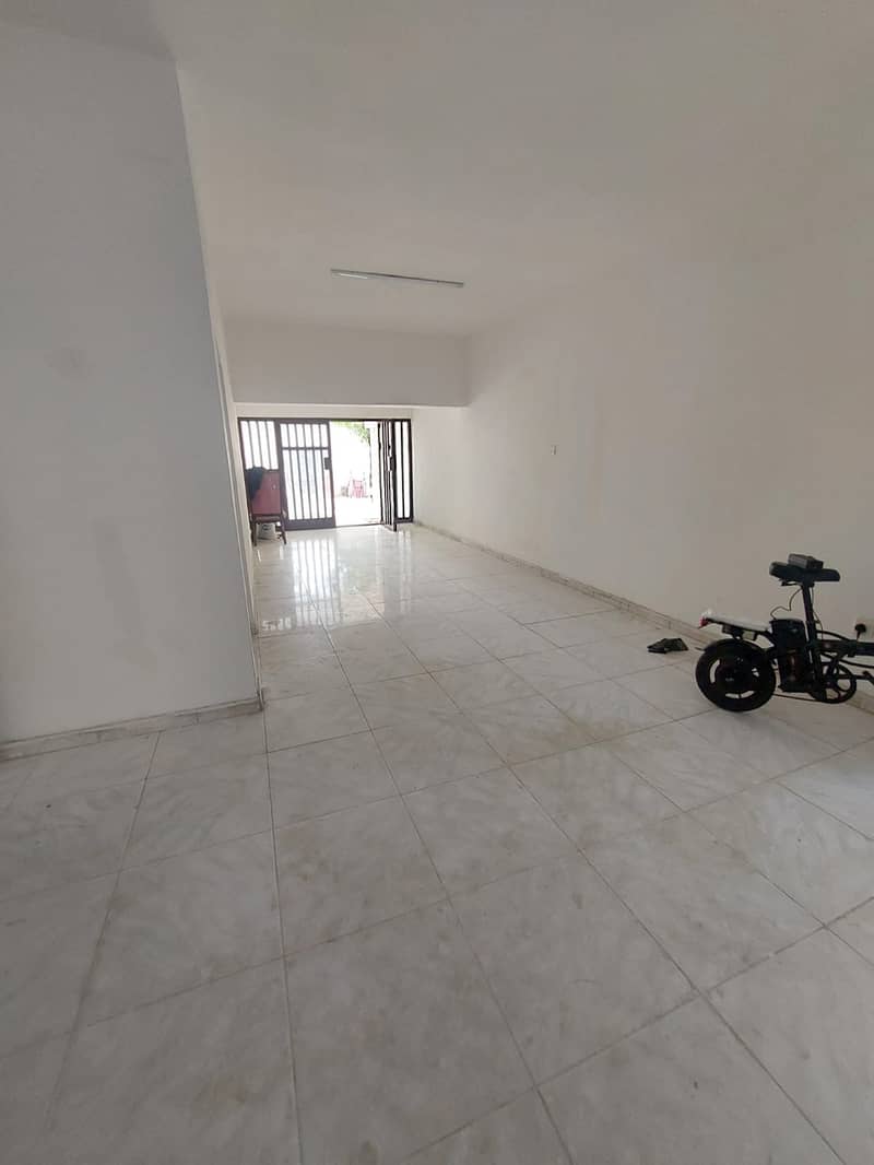 6 d7c6570d-3943-491a-b774-cb17b3eac41d. jpg