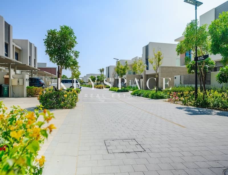 30 Zahia 3BR-1 copy. JPG