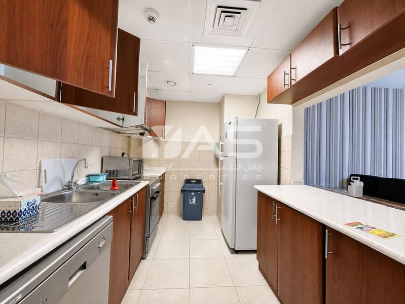 5 11 Kitchen - Refrigerator View - 4x3. png