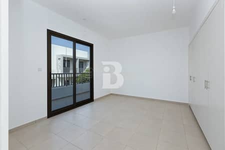 3 Bedroom Townhouse for Rent in Town Square, Dubai - Family Community | Spacious | Well Maintained