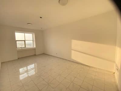 2 Bedroom Apartment for Rent in Al Qulayaah, Sharjah - IMG_4892. jpeg 2 Bedroom Apartment for Rent in Al Qulayaah, Sharjah - IMG_4892. jpeg
