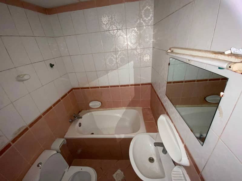 3 da2de531-f76e-4dd5-b6ff-146fd79d6a8c. jpg