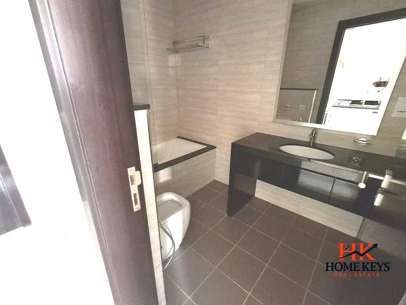 4 BAth. jpeg
