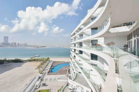 2 Bedroom Flat for Sale in Palm Jumeirah, Dubai - Sea View | Beach Access | Furnished