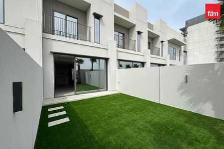 Townhouse de 2 chambres à à louer à Mohammed Bin Rashid City (MBR City), Dubai - Maison de ville à Mohammed Bin Rashid City (MBR City),District 7,MAG City,MAG Eye Townhouses, 2 chambres, 164900 AED - 15968809 Townhouse de 2 chambres à à louer à Mohammed Bin Rashid City (MBR City), Dubai - Maison de ville à Mohammed Bin Rashid City (MBR City),District 7,MAG City,MAG Eye Townhouses, 2 chambres, 164900 AED - 15968809