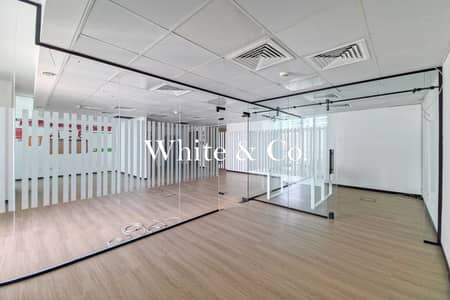 Office for Rent in Jumeirah Lake Towers (JLT), Dubai - Vacant Now | Park View | Glass Partitioned Office for Rent in Jumeirah Lake Towers (JLT), Dubai - Vacant Now | Park View | Glass Partitioned