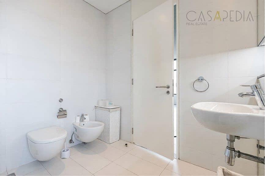 11 4308 BATH. jpg