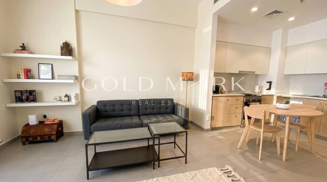 Golf Course View | Upgraded | Vacant On Transfer Golf Course View | Upgraded | Vacant On Transfer