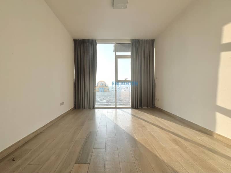 MODERN LAYOUT | SPACIOUS UNIT | FACING MARINA VIEW MODERN LAYOUT | SPACIOUS UNIT | FACING MARINA VIEW