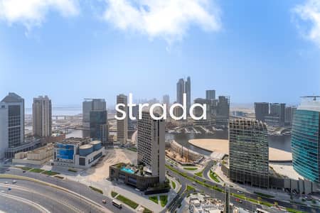 2 Bedroom Apartment for Sale in Downtown Dubai, Dubai - Upgraded | High ceilings | Vacant | Maids