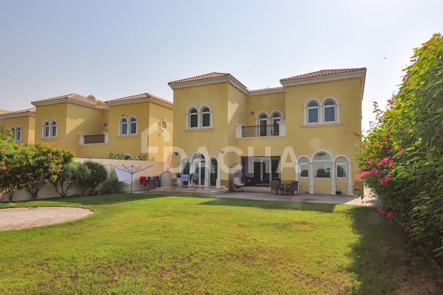 Villa in Jumeirah Park,District 7, 3 schlafzimmer, 300000 AED - 15970062 Villa in Jumeirah Park,District 7, 3 schlafzimmer, 300000 AED - 15970062