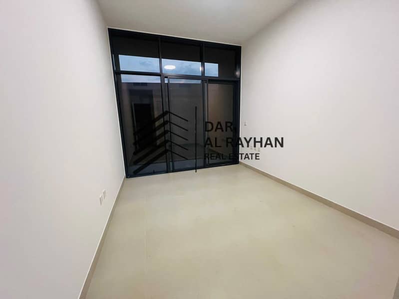23 154097. jpg