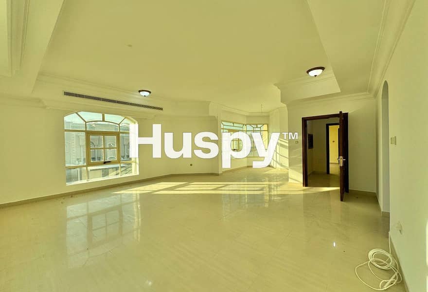 Villa in Al Nahyan, 6 schlafzimmer, 277000 AED - 15941765 Villa in Al Nahyan, 6 schlafzimmer, 277000 AED - 15941765