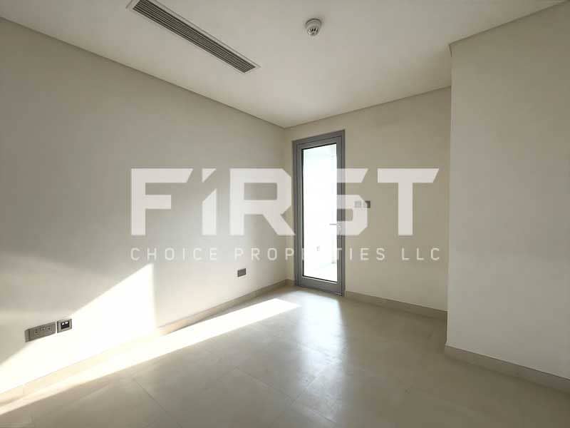 12 Radiant - 1208-10. jpg