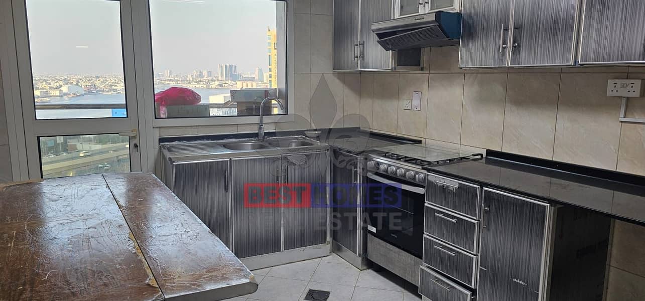 10 8c4800fc-acba-44d1-b0e7-6cc58c2974bb. jpg