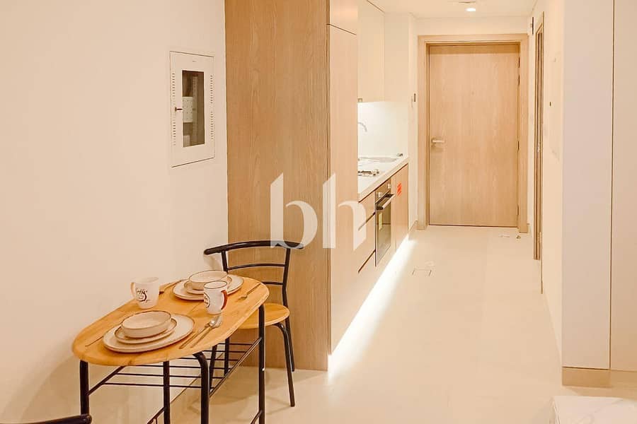 6 images image img