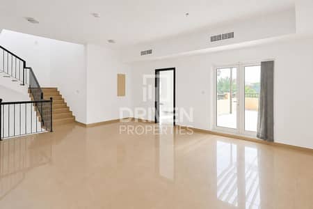 5 habitaciones Villa para en Venta en The Villa, Dubai - Villa en The Villa, 5 dormitorios, 9200000 AED - 15973275 5 habitaciones Villa para en Venta en The Villa, Dubai - Villa en The Villa, 5 dormitorios, 9200000 AED - 15973275