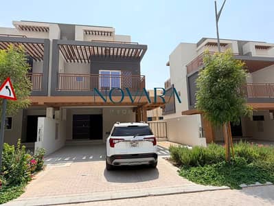4 Slaapkamers Townhouse te Koop in DAMAC Hills 2 (Akoya by DAMAC), Dubai - 4. jpeg 4 Slaapkamers Townhouse te Koop in DAMAC Hills 2 (Akoya by DAMAC), Dubai - 4. jpeg