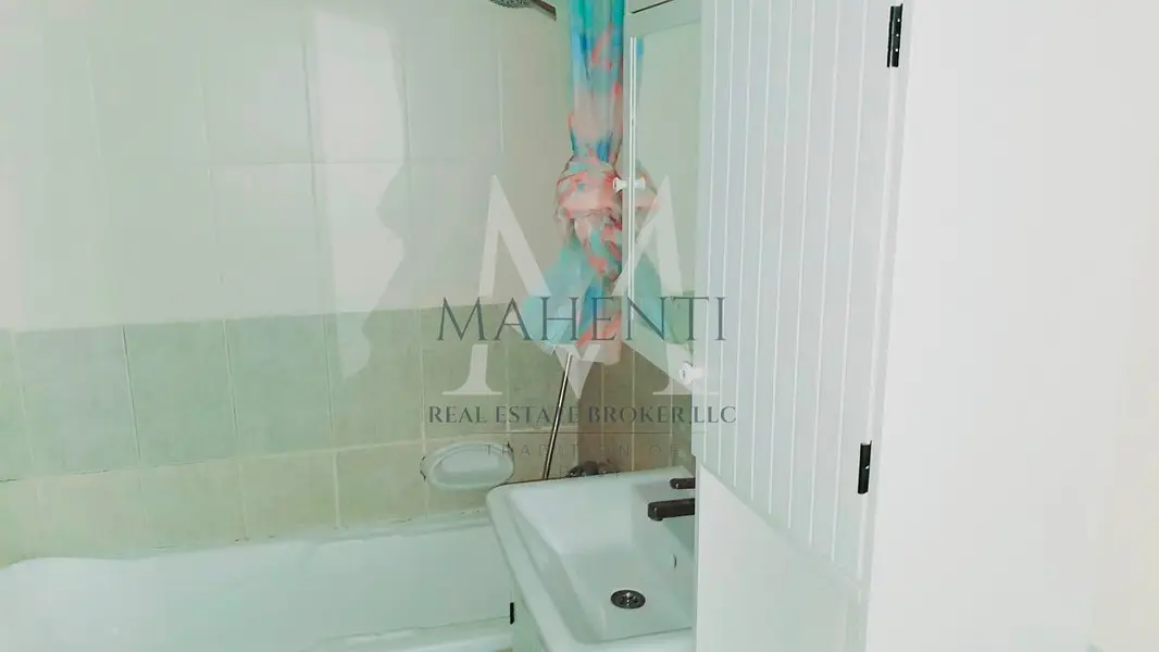 LAKE VIEW | BEAUTIFUL | NEAR METRO | FURNISHED | BRIGHT