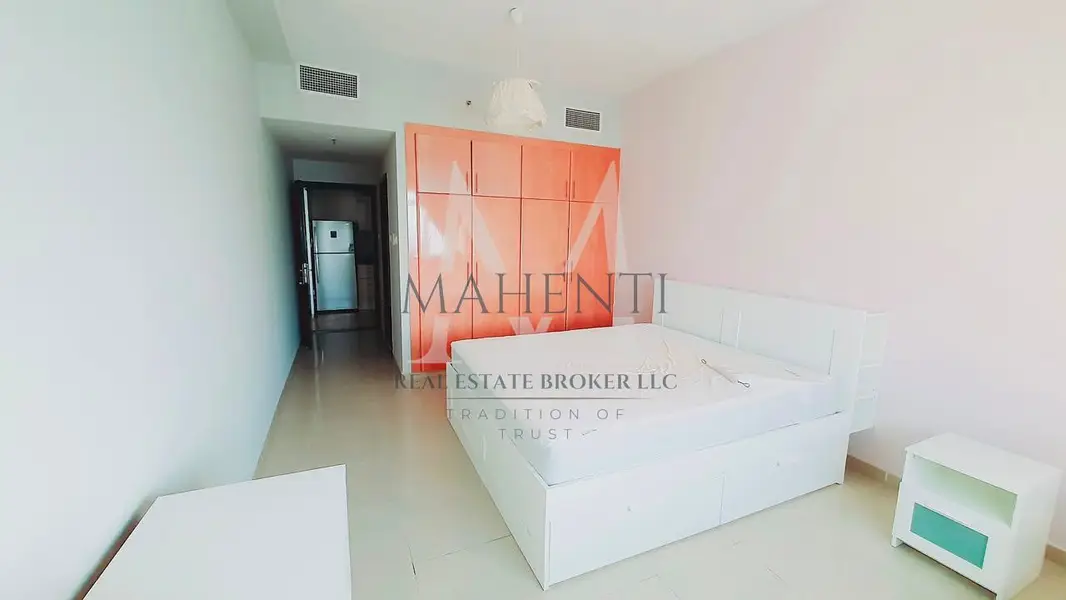 LAKE VIEW | BEAUTIFUL | NEAR METRO | FURNISHED | BRIGHT