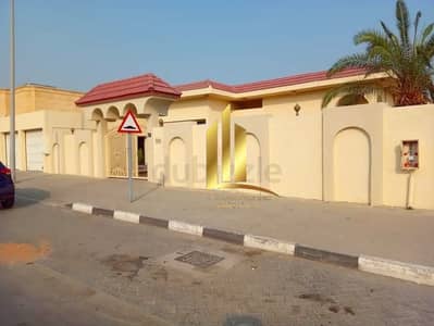 4 Camere Villa in Vendita a Muwaileh Commercial, Sharjah - WhatsApp Image 2026-07-27 at 13.13. 28. jpeg