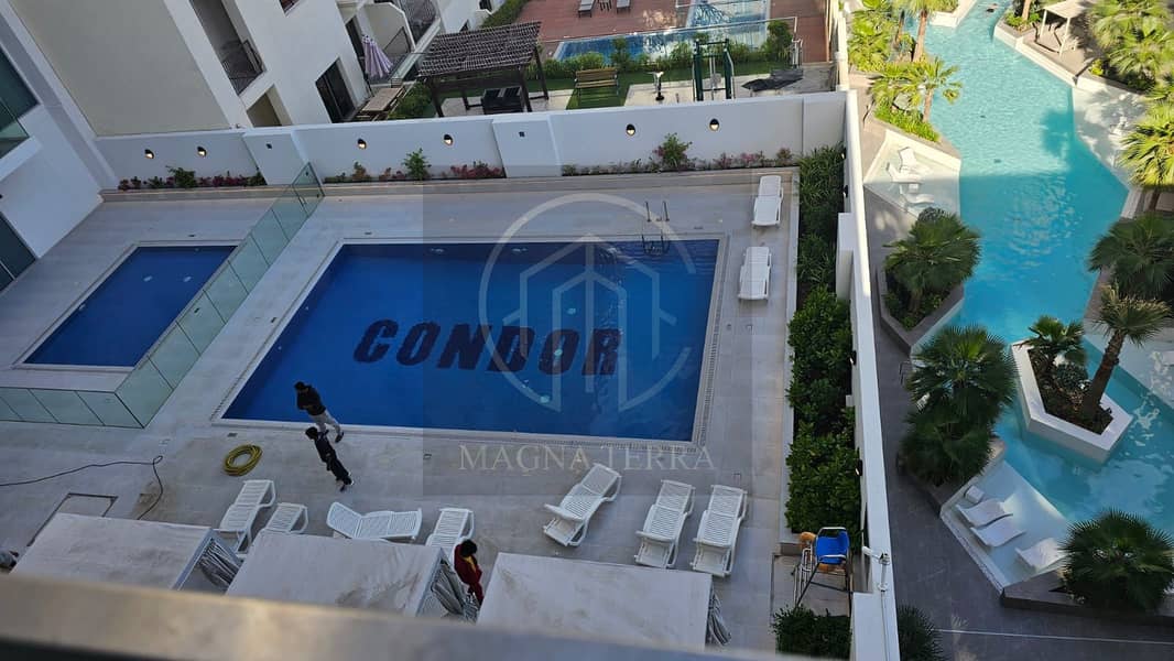 6 Pool. jpeg