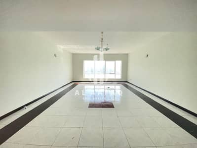 4 habitaciones Apartamento para en Alquiler en Al Majaz, Sharjah - WhatsApp Image 2026-07-27 at 3.51. 22 PM (27). jpeg 4 habitaciones Apartamento para en Alquiler en Al Majaz, Sharjah - WhatsApp Image 2026-07-27 at 3.51. 22 PM (27). jpeg