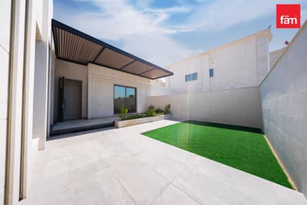 3 Bedroom Villa for Rent in Al Barsha, Dubai - Suburban villa for family, easy access to the city