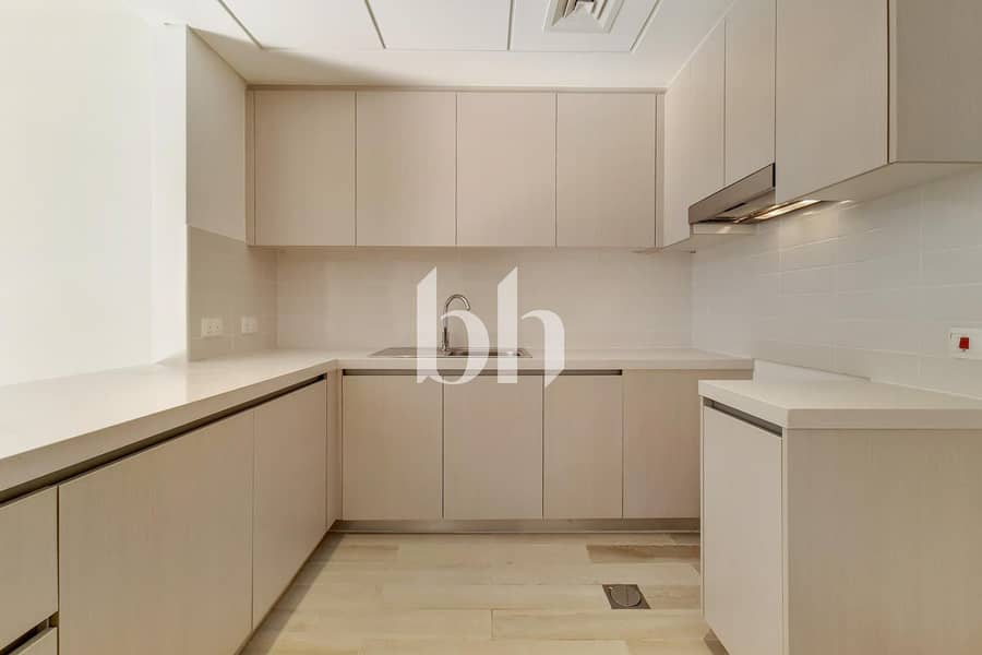 8 images image img