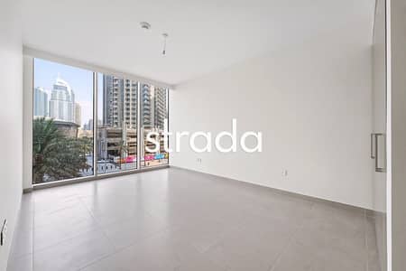 1 Bedroom Flat for Rent in Downtown Dubai, Dubai - Exclusive Unit | Spacious 1 Bed | Burj View
