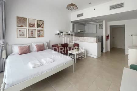 Monolocale in affitto a Downtown Dubai, Dubai - Appartamento a Downtown Dubai，Burj Al Nujoom, 72000 AED - 15976385