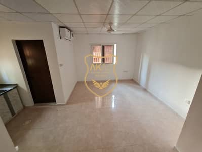 Studio for Rent in Al Qulayaah, Sharjah - 1000348617. heic