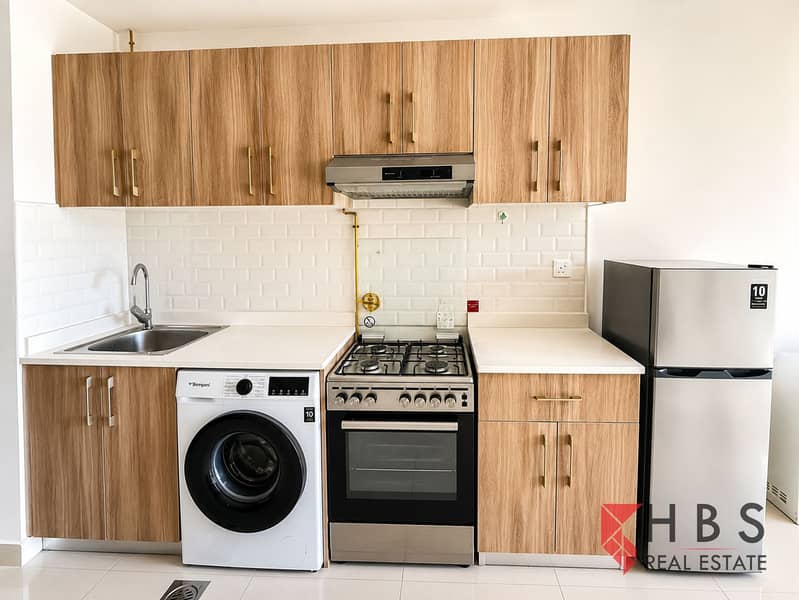 7 Hera tower kitchen. png