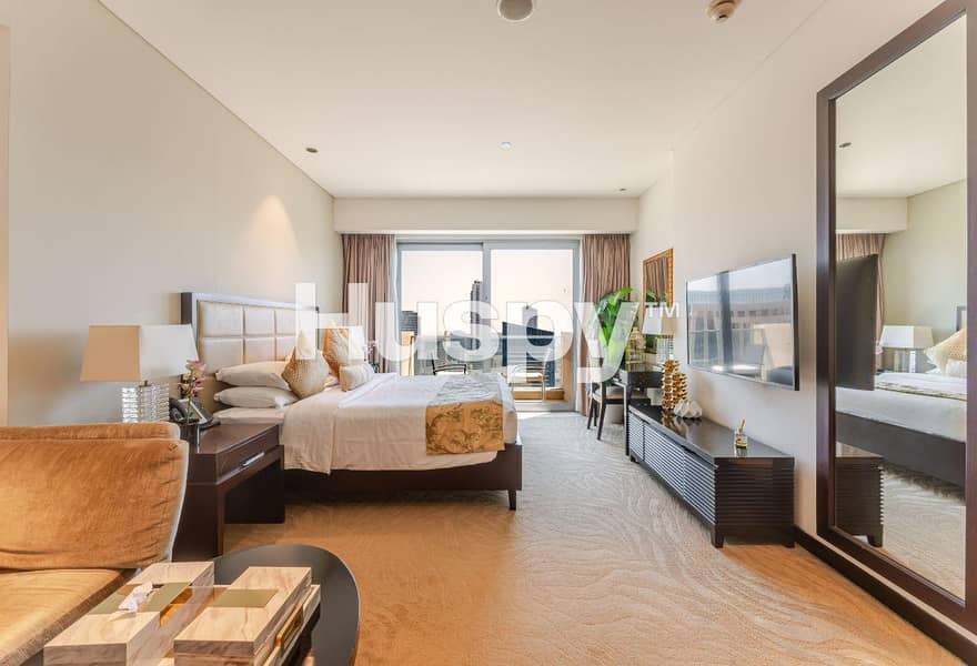 Top Floor | Marina View | 5 Star Hotel Amenities Top Floor | Marina View | 5 Star Hotel Amenities