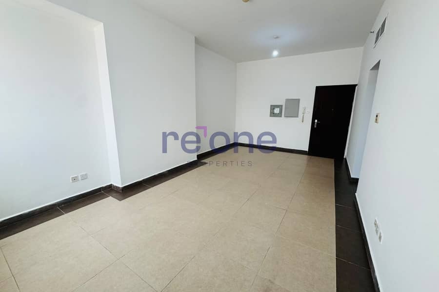 Vacant 1BR | Spacious Layout | Near Metro Station Vacant 1BR | Spacious Layout | Near Metro Station