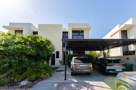 3 Schlafzimmer Villa zum zum Verkauf in DAMAC Hills, Dubai - Villa in DAMAC Hills，Queens Meadows, 3 schlafzimmer, 4700000 AED - 15977807