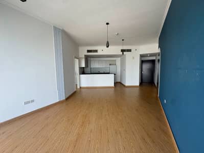 1 Bedroom Apartment for Rent in DAMAC Hills, Dubai - 12 Cheques | Golf View | High Floor 1 Bedroom Apartment for Rent in DAMAC Hills, Dubai - 12 Cheques | Golf View | High Floor