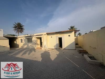 10+ Beds Villa for Rent in Al Hazannah, Sharjah - IMG_0039. jpg