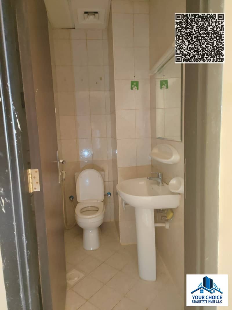 38 dcb21826-944a-4ae9-808b-1bb76c781995. jpg