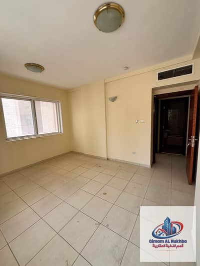 2 Bedroom Apartment for Rent in Um Tarafa, Sharjah - WhatsApp Image 2026-07-27 at 1.31. 47 PM. jpeg 2 Bedroom Apartment for Rent in Um Tarafa, Sharjah - WhatsApp Image 2026-07-27 at 1.31. 47 PM. jpeg