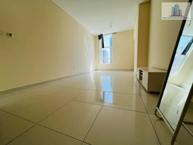 Estudio para en Alquiler en Business Bay, Dubai - WhatsApp Image 2026-07-27 at 16.21. 39 (1). jpeg Estudio para en Alquiler en Business Bay, Dubai - WhatsApp Image 2026-07-27 at 16.21. 39 (1). jpeg