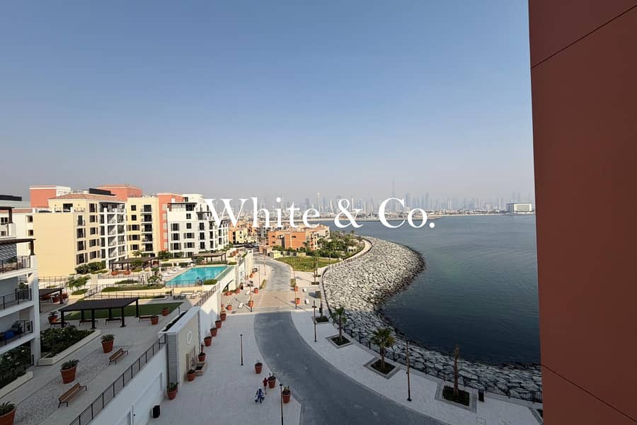 Dual View | Skyline & Marina | Brand New Dual View | Skyline & Marina | Brand New