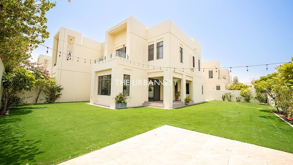 Vacant Corner Unit | Huge Plot | Largest Layout Vacant Corner Unit | Huge Plot | Largest Layout