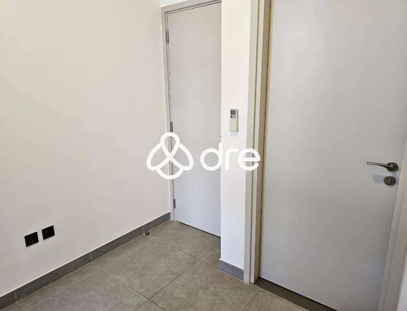 15 d84e9bee-9ab8-4fae-8694-4af714eda95f. jpg